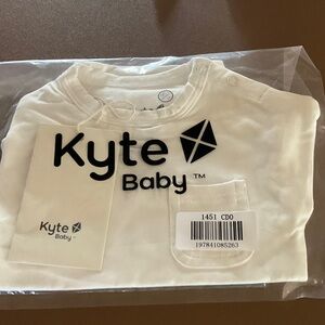 New Kyte BABY Classic White Cloud Bodysuit